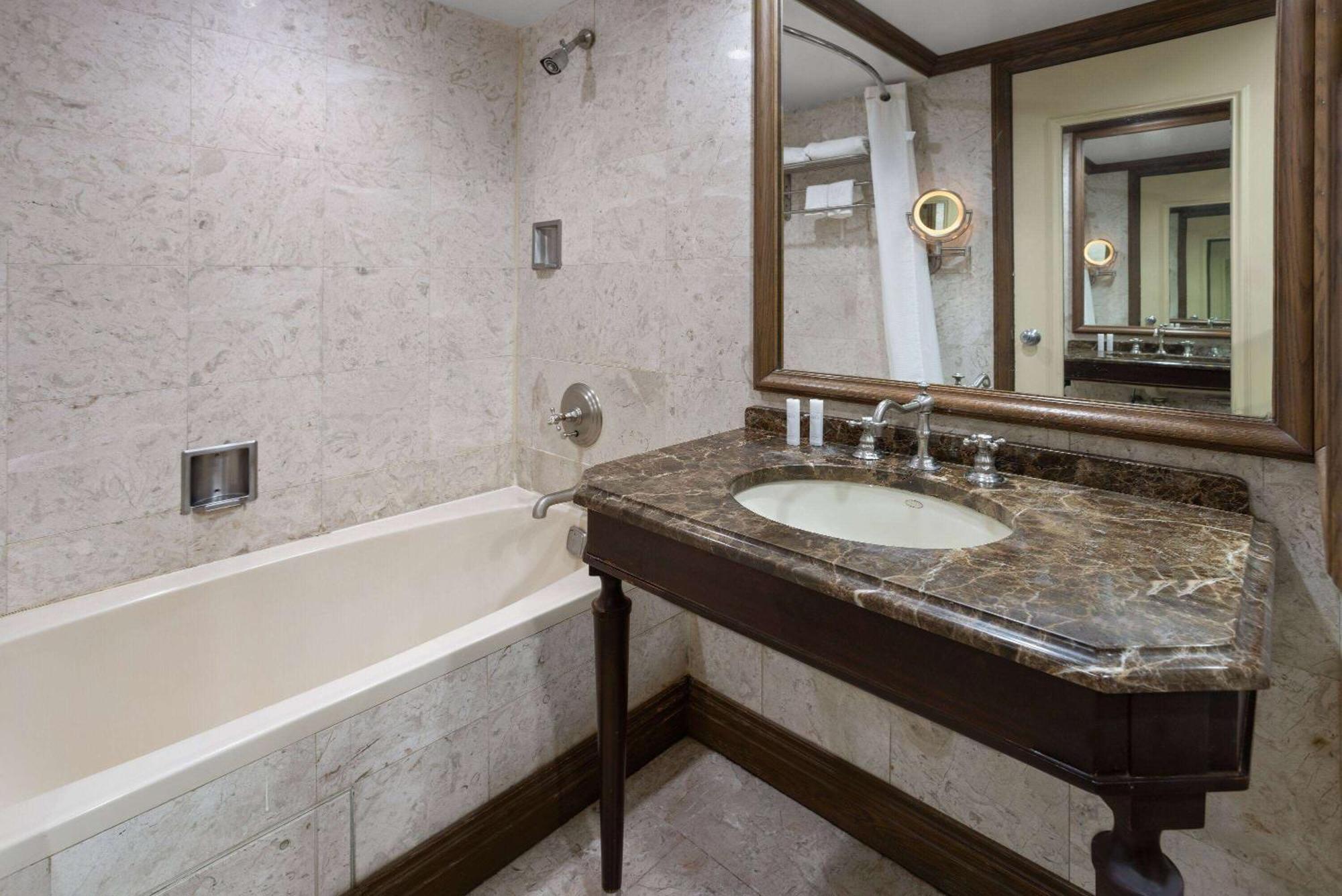 Blakely New York Hotel Esterno foto